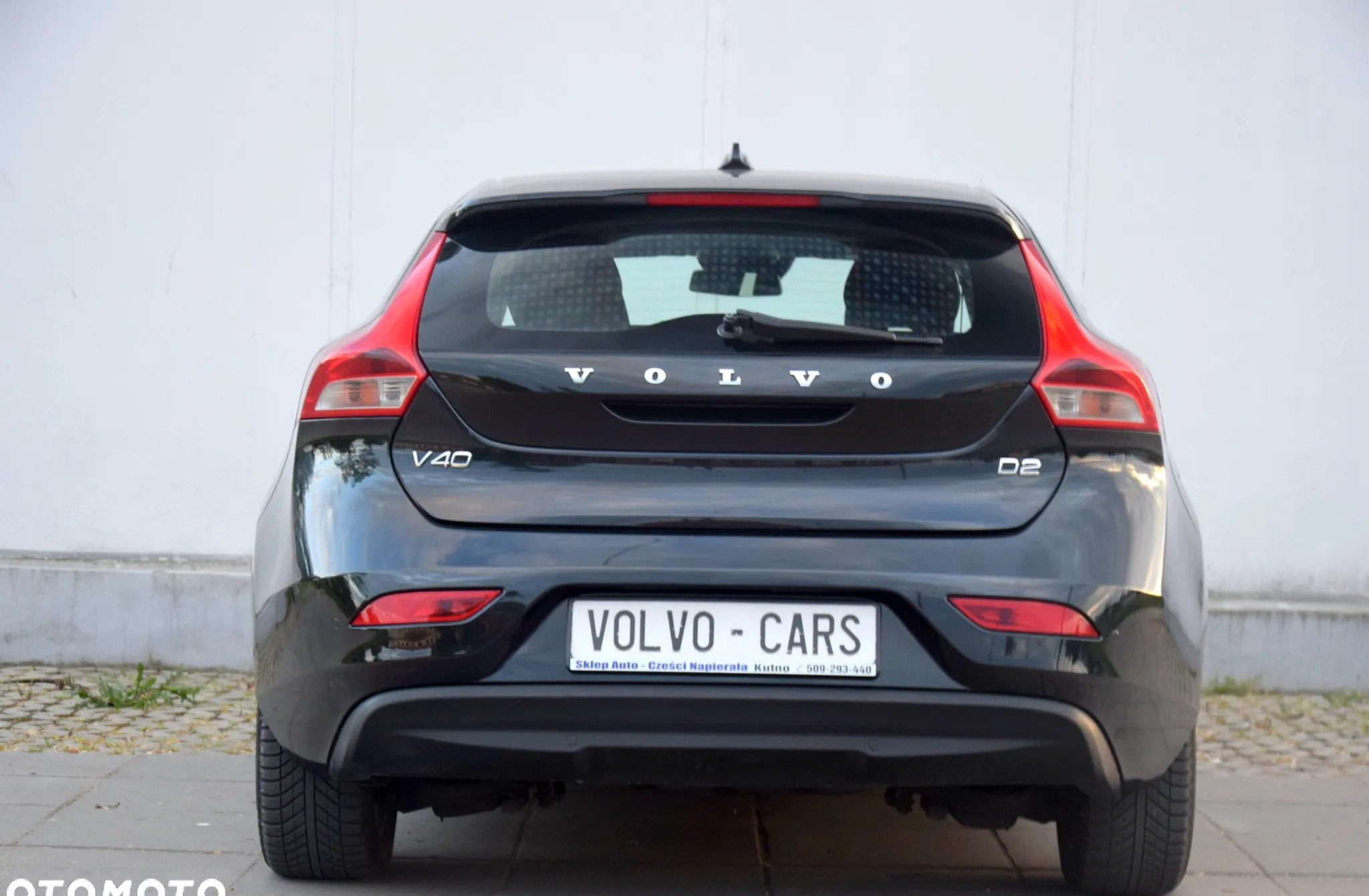 Volvo V40 cena 33700 przebieg: 206430, rok produkcji 2013 z Stryków małe 781